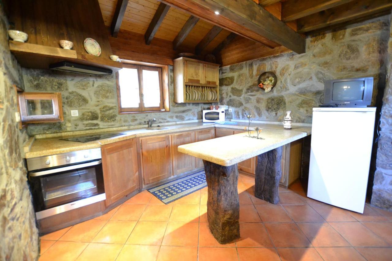 Casas De Xisto, Branda Da Aveleira *